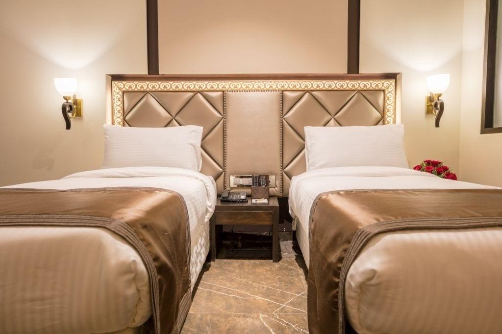 Hotel Peninsula Redpine Bombay Exterior foto
