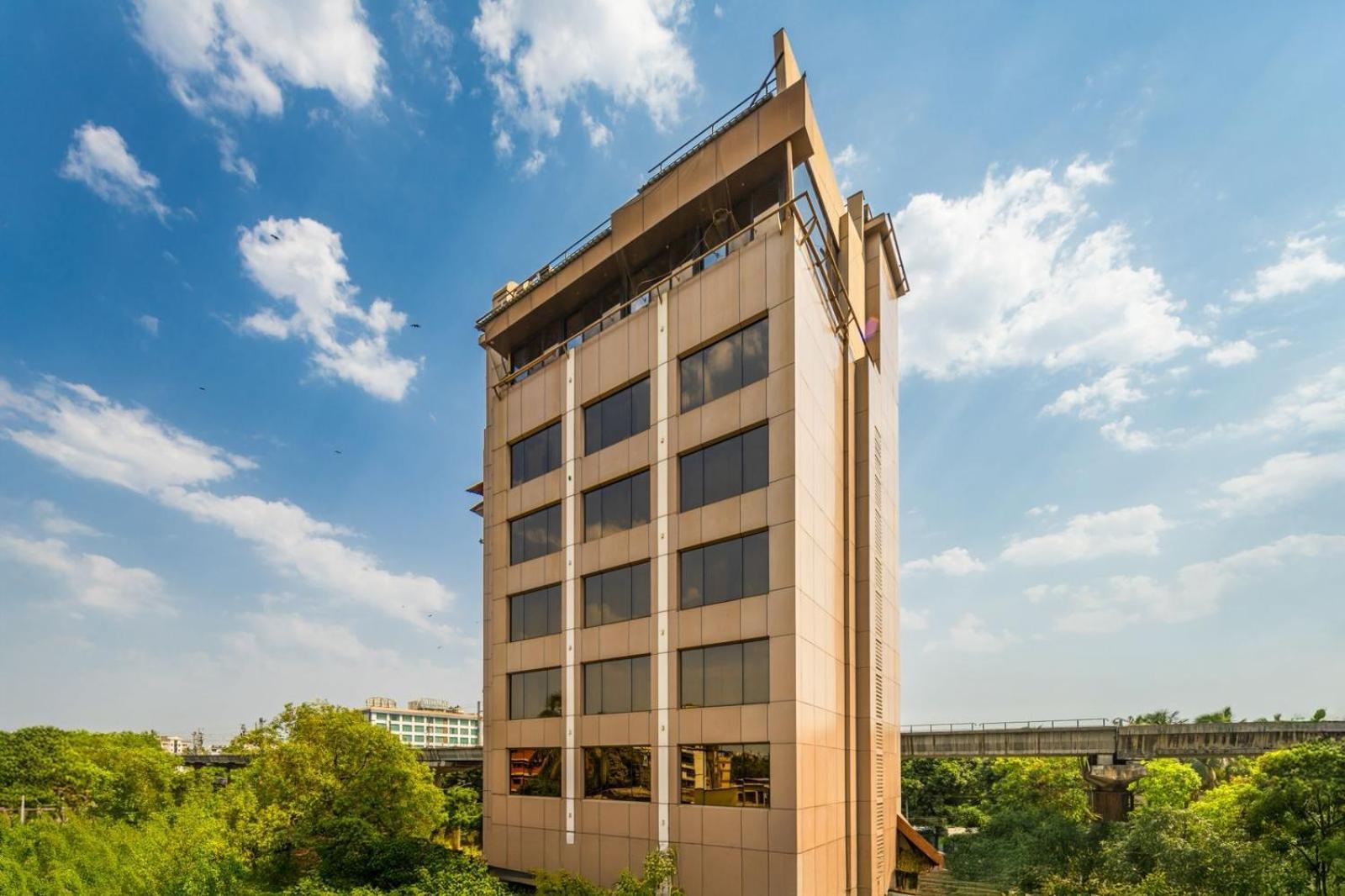 Hotel Peninsula Redpine Bombay Exterior foto